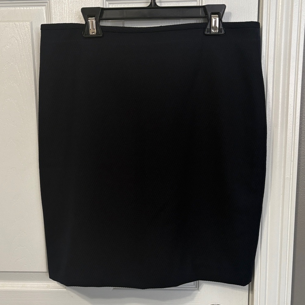 Tahari ASL Elegant Navy Blue Lined  Pencil Skirt